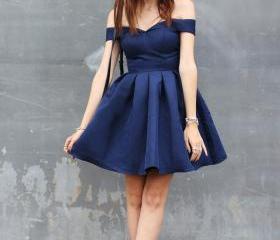 Niulatu Sheath A Line Square Satin Short Homecoming Dress 19th Birthday Outfits HZ1110